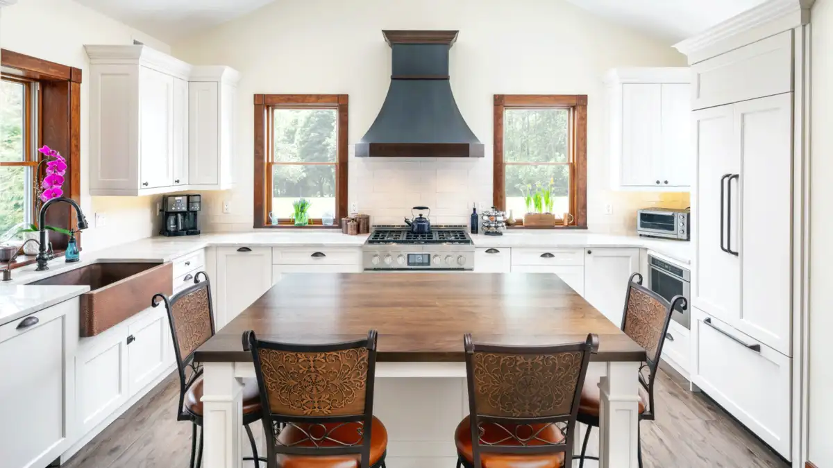 white kitchen cabinets for Atlanta cabinet replacement project